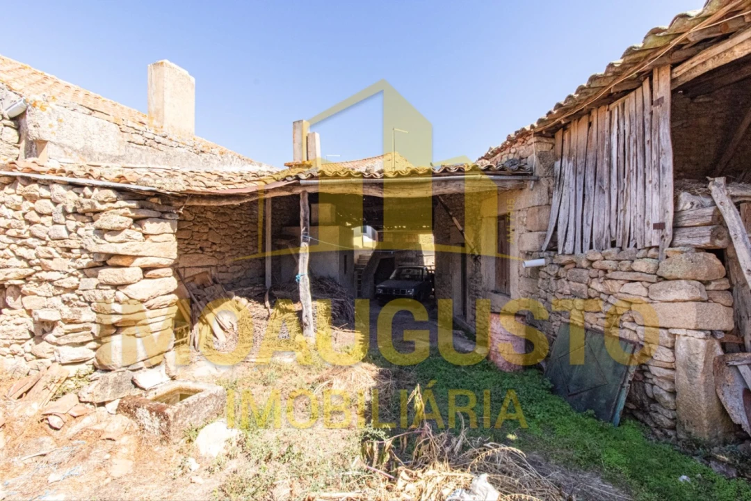 Moradia T3 para Venda em Algodres, Vale de Afonsinho e Vilar de Amargo Foto 23