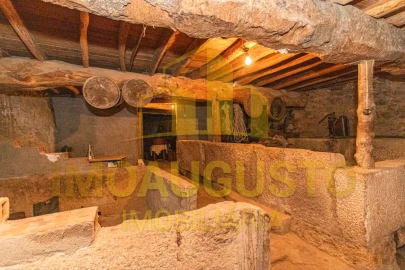 Moradia T3 para Venda em Algodres, Vale de Afonsinho e Vilar de Amargo
