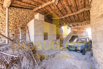 Moradia T3 para Venda em Algodres, Vale de Afonsinho e Vilar de Amargo