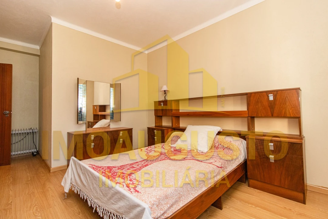 Apartamento T3 para Venda em Guarda Foto 16