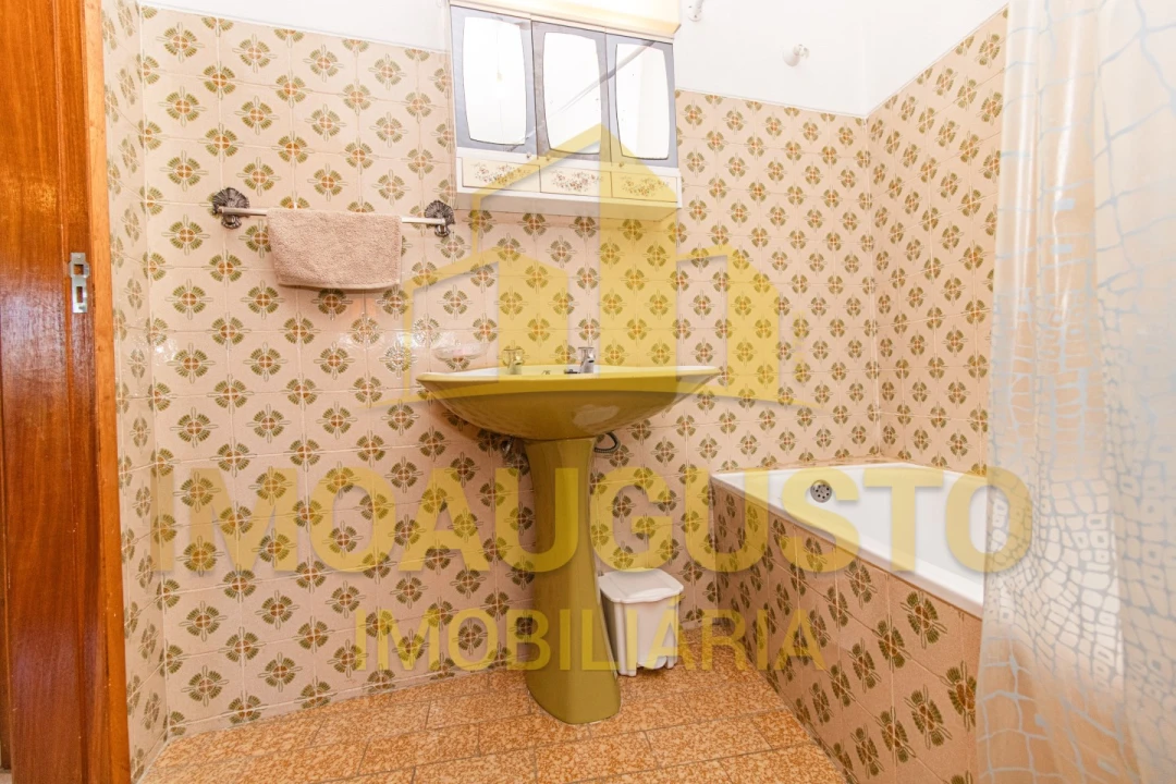 Apartamento T3 para Venda em Guarda Foto 19