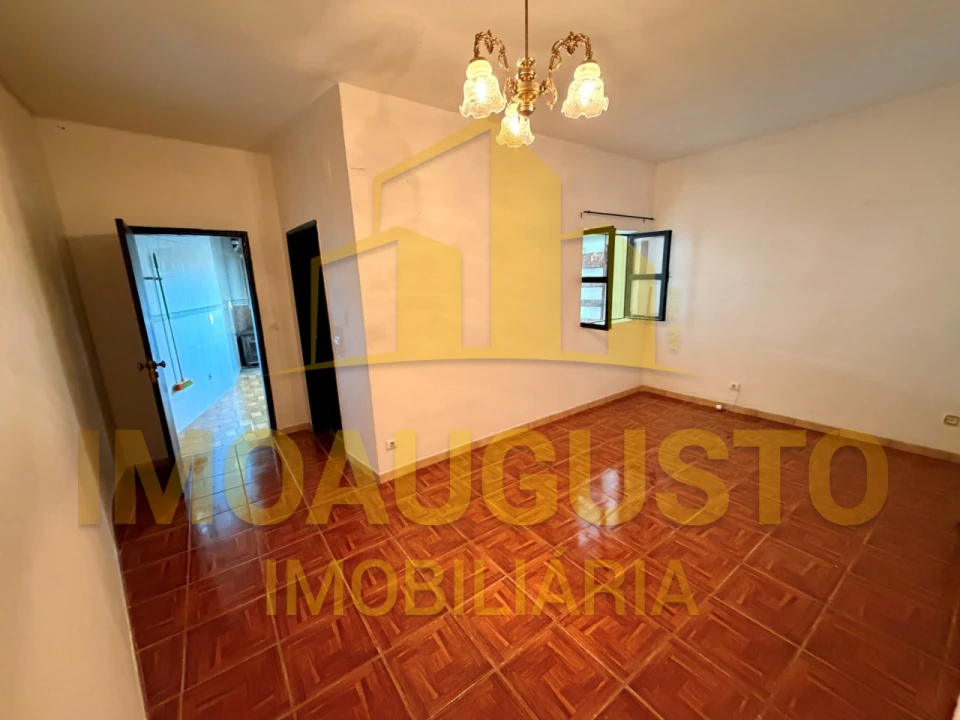 Moradia T3 para Venda em Açores e Velosa Foto 3