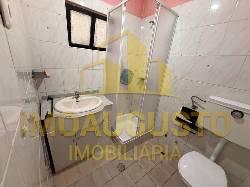 Moradia T3 para Venda em Açores e Velosa Foto 5