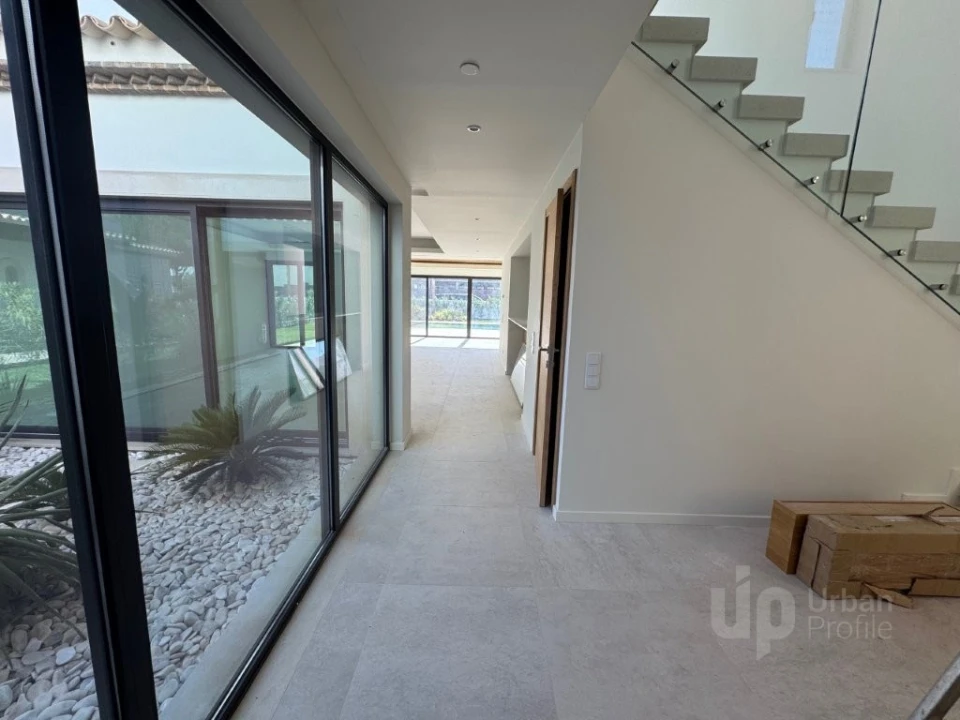 Moradia T4 para Venda em Albufeira e Olhos de Água Foto 6