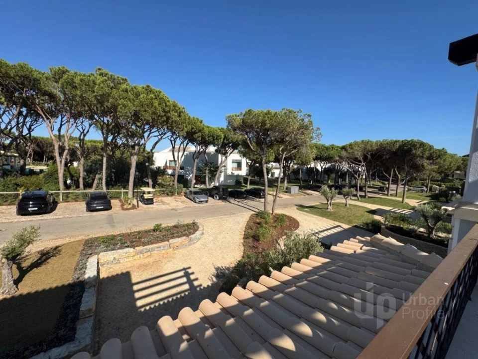 Moradia T4 para Venda em Albufeira e Olhos de Água Foto 28