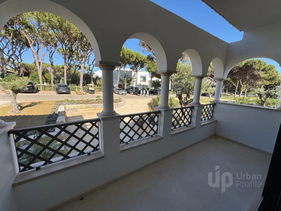 Moradia T4 para Venda em Albufeira e Olhos de Água Foto 29