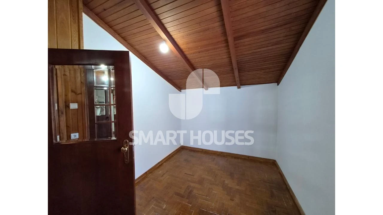 Apartamento T2 para Venda em Arganil Foto 9