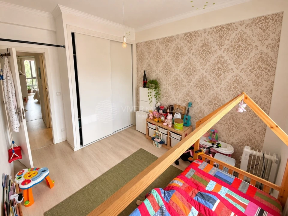 Apartamento T2 para Venda em Costa da Caparica Foto 13