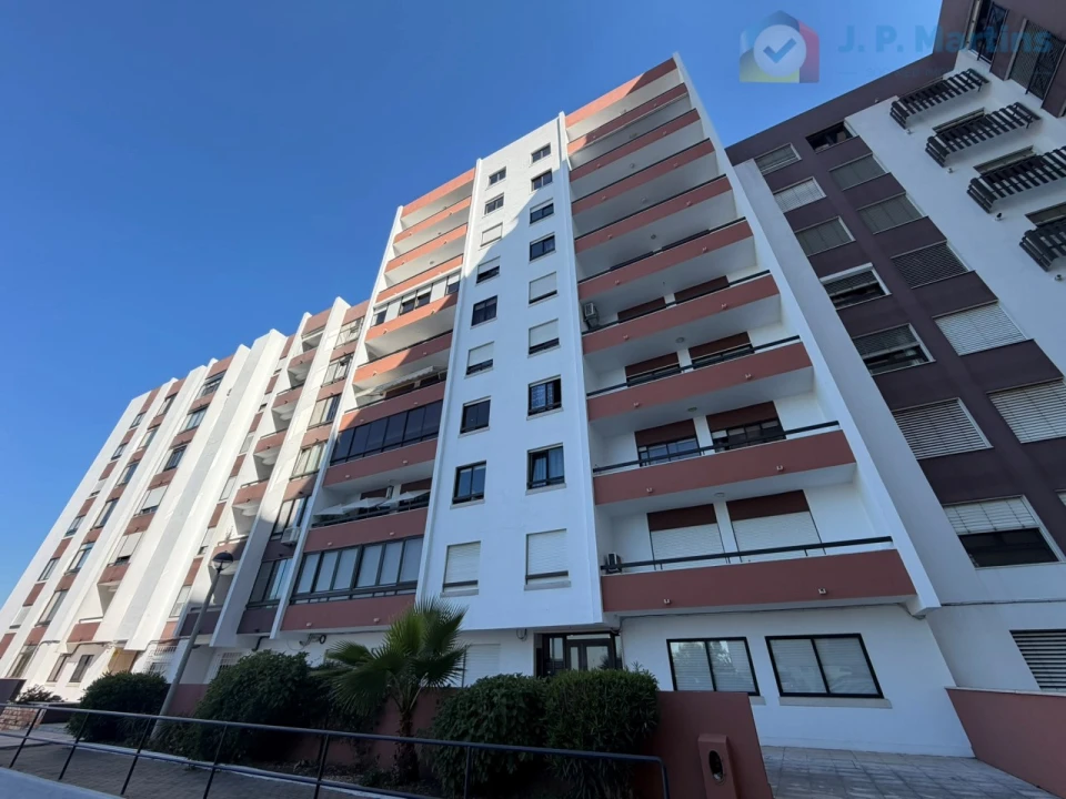 Apartamento T3 para Venda em Alfragide Foto 33
