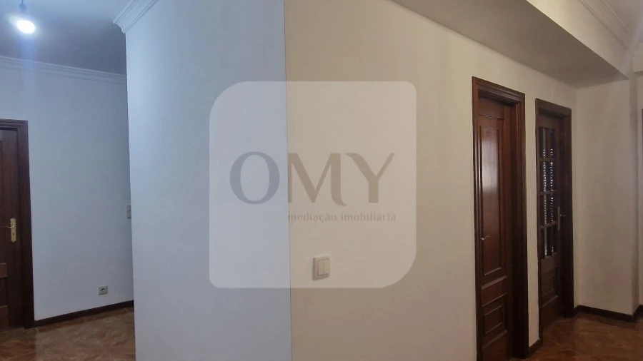 Apartamento T3 para Arrendamento em Nossa Senhora da Conceição, São Pedro e São Dinis