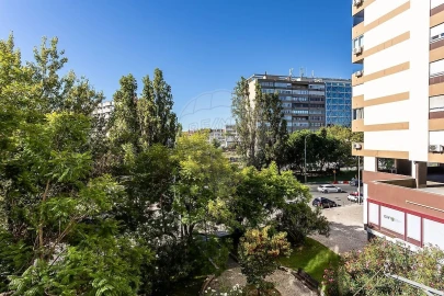 Apartamento T1 para Venda em Areeiro