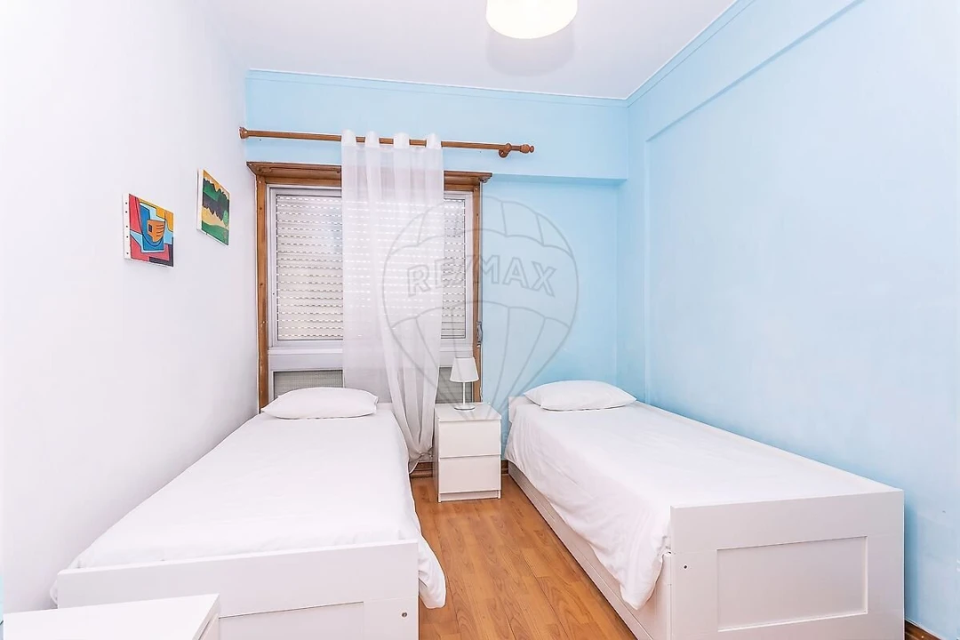 Apartamento T1 para Venda em Areeiro Foto 10