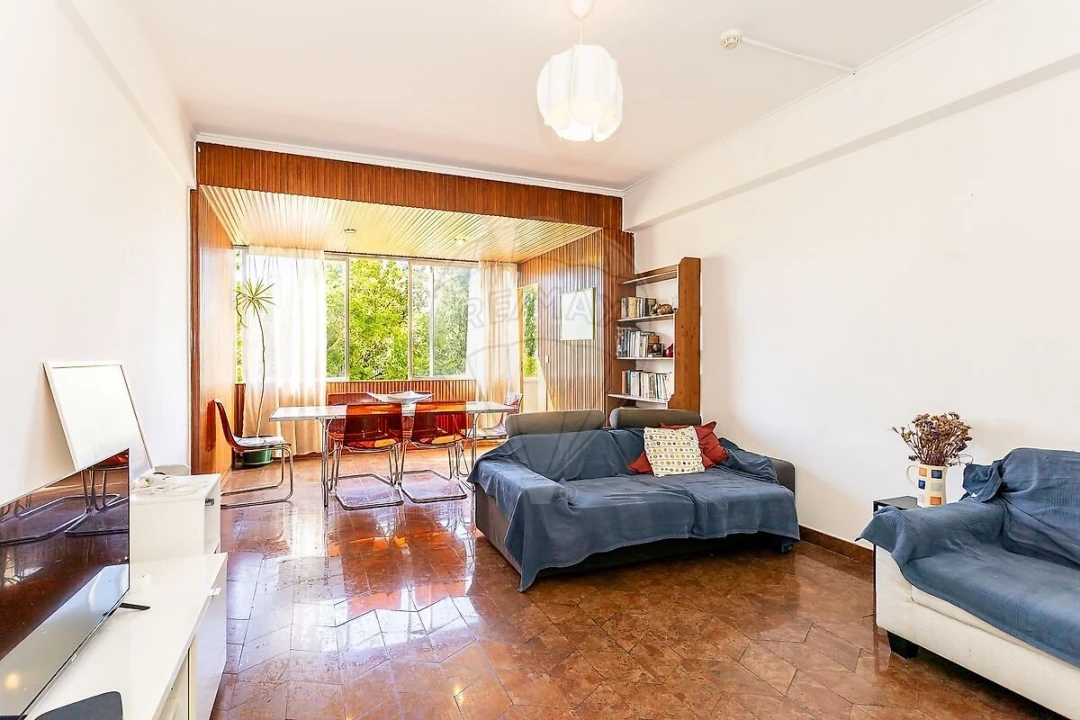 Apartamento T5 para Venda em Areeiro Foto 9