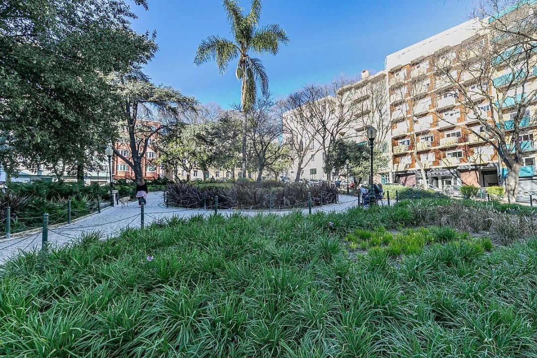 Apartamento T2 para Venda em Arroios Foto 18