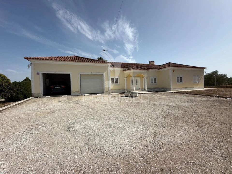 Apartamento T5 para Venda em São João Baptista Foto 1