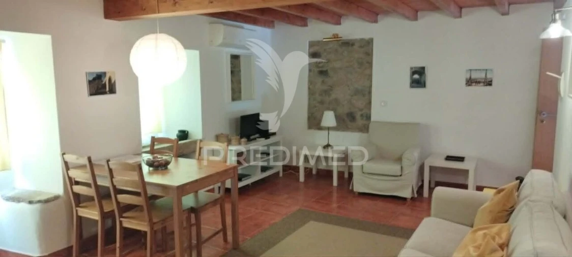 Moradia T4 para Venda em Santa Maria da Devesa Foto 2