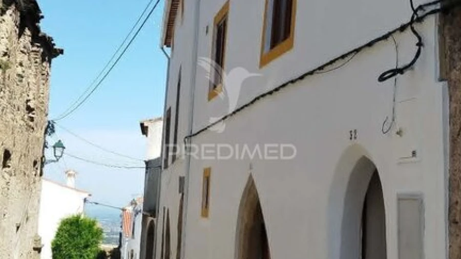 Moradia T4 para Venda em Santa Maria da Devesa