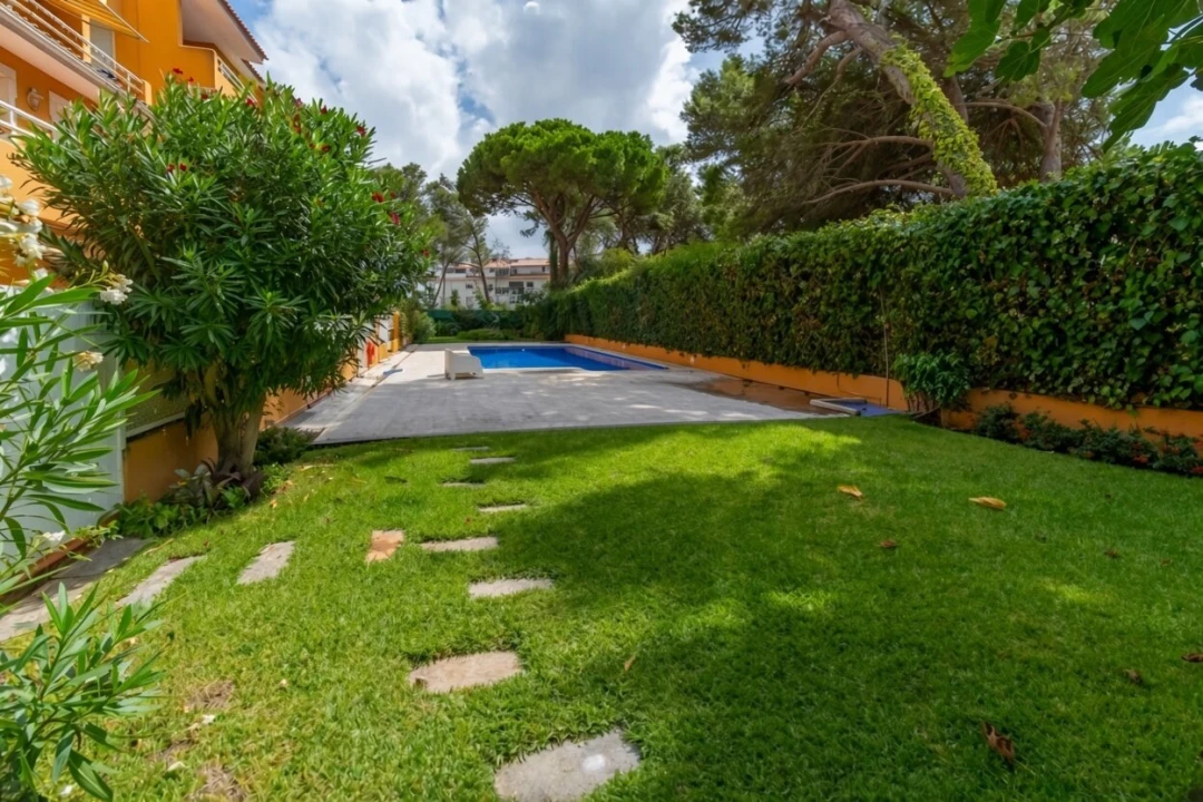 Apartamento T3 para Venda em Cascais e Estoril Foto 1