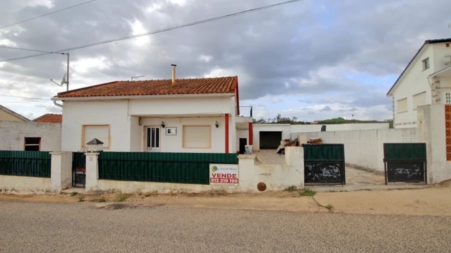 Moradia T3 para Venda em A dos Francos