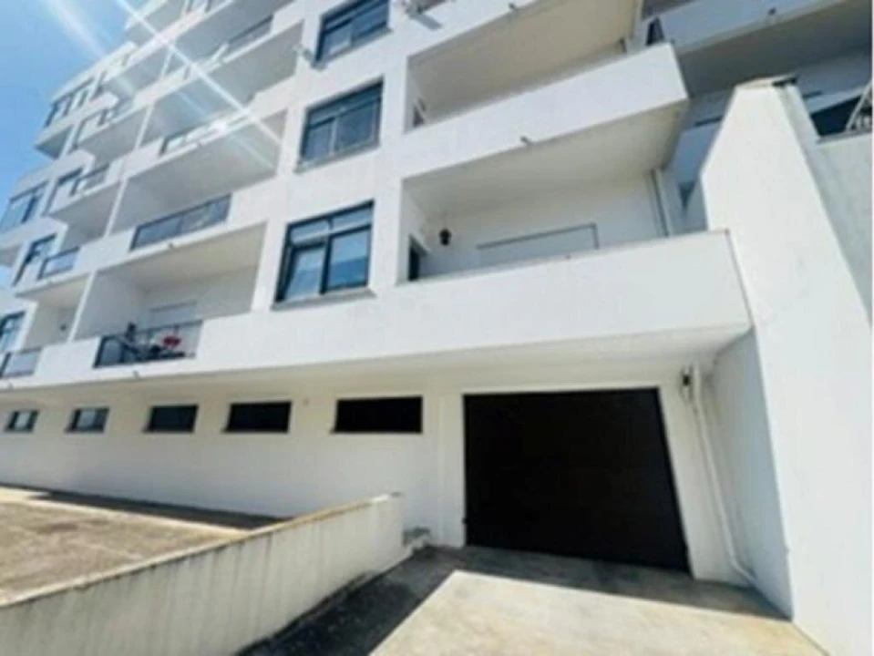 Garagem para Venda em Marrazes e Barosa Foto 2