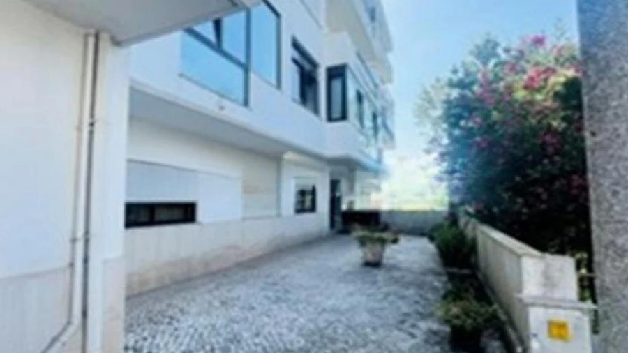 Garagem para Venda em Marrazes e Barosa