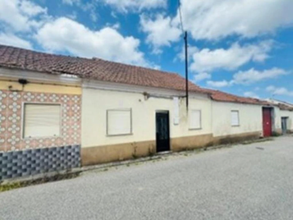 Moradia T3 para Venda em Carriço Foto 4
