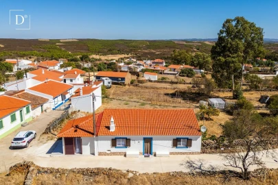 Moradia T2 para Venda em Alcoutim e Pereiro