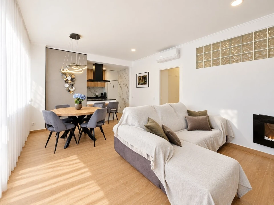 Apartamento T2 para Venda em Portimão Foto 6