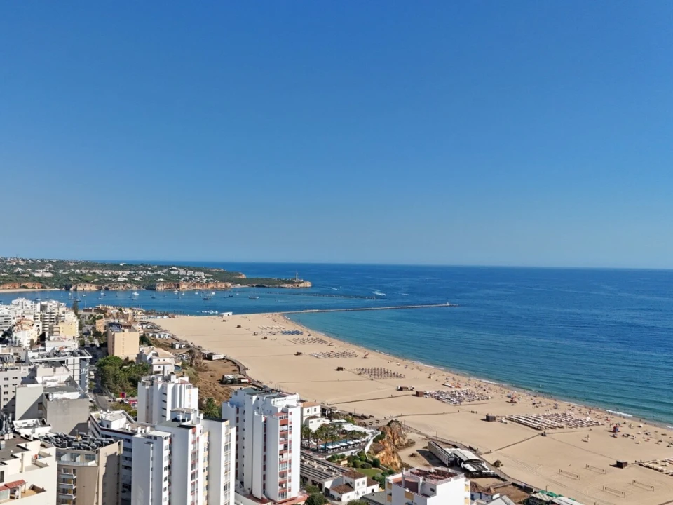 Apartamento T2 para Venda em Portimão Foto 17