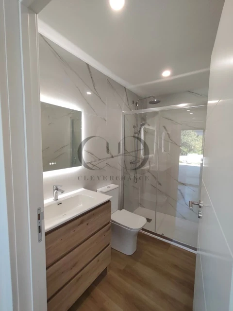 Moradia T1 para Venda em Sandim, Olival, Lever e Crestuma