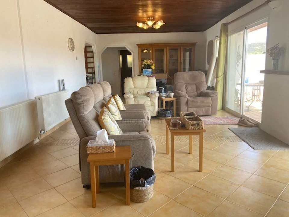 Moradia T4 para Venda em Budens Foto 4