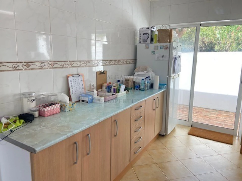 Moradia T4 para Venda em Budens Foto 11