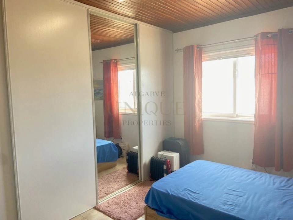 Moradia T4 para Venda em Budens Foto 16