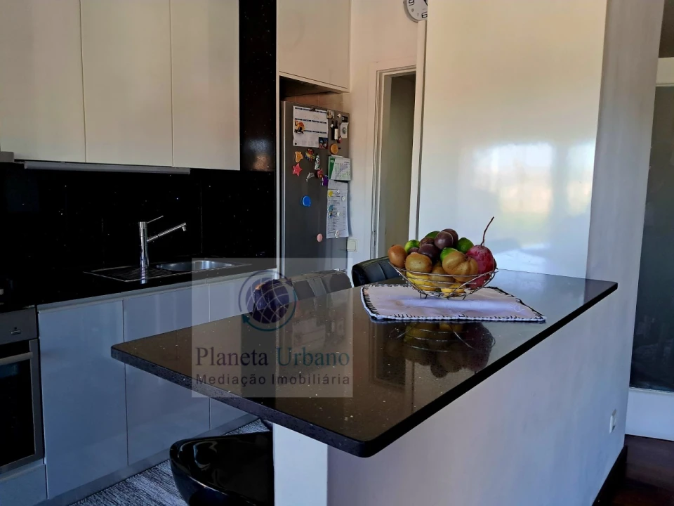 Apartamento T2 para Venda em Paredes Foto 1