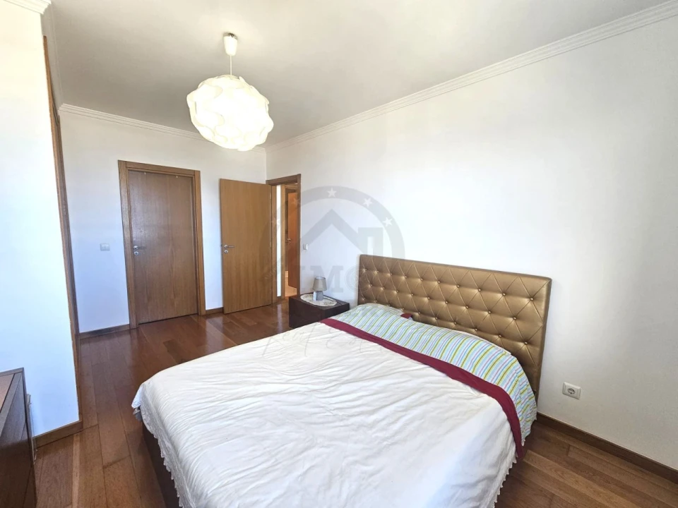 Apartamento T2 para Venda em Caniço Foto 10
