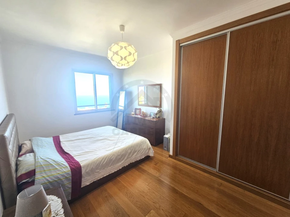 Apartamento T2 para Venda em Caniço Foto 11