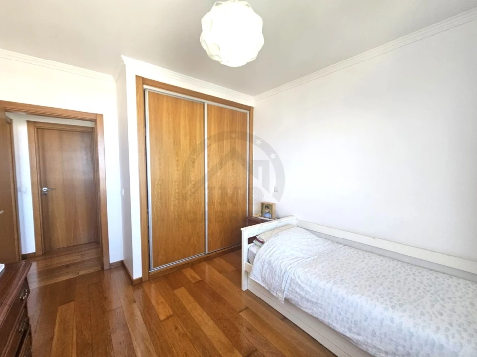 Apartamento T2 para Venda em Caniço Foto 14