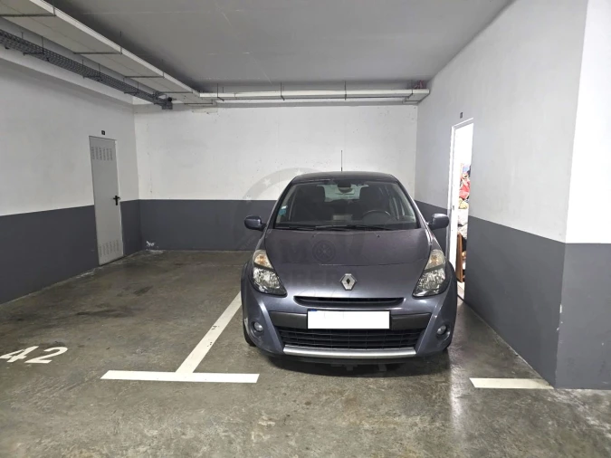 Apartamento T2 para Venda em Caniço Foto 18
