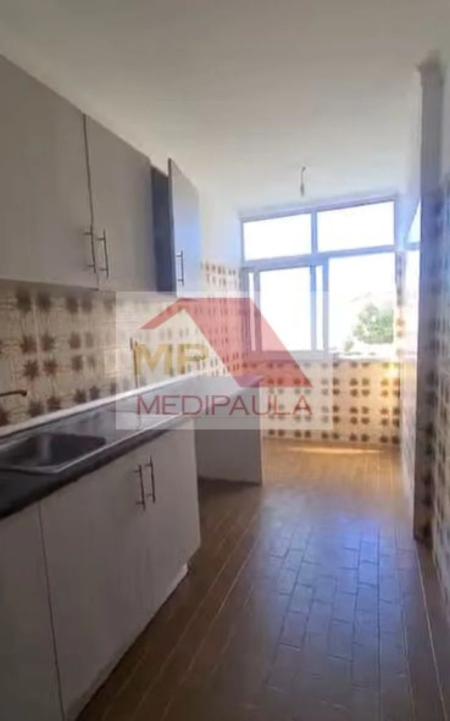 Apartamento T2 para Venda em Benavente Foto 4