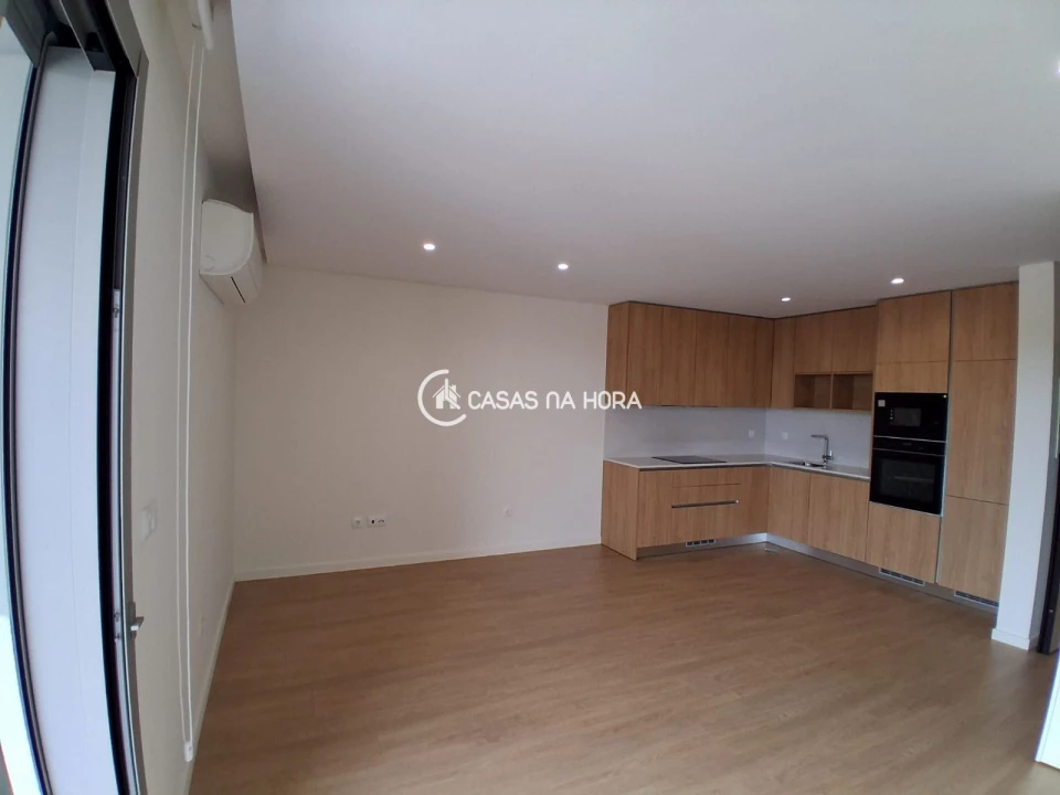 Apartamento T1 para Arrendamento em Viseu Foto 3