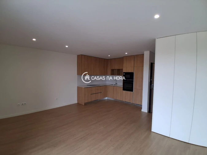 Apartamento T1 para Arrendamento em Viseu Foto 4