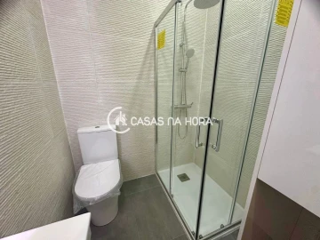 Apartamento T1 para Arrendamento em Corroios