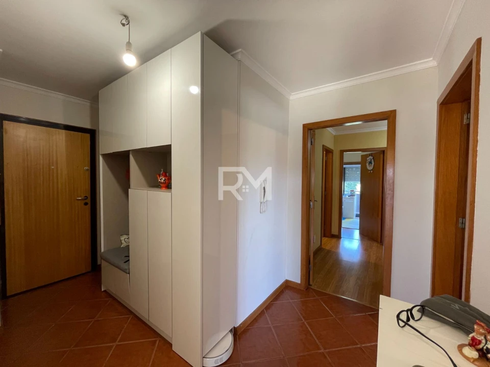 Apartamento T3 para Arrendamento em Valongo Foto 10