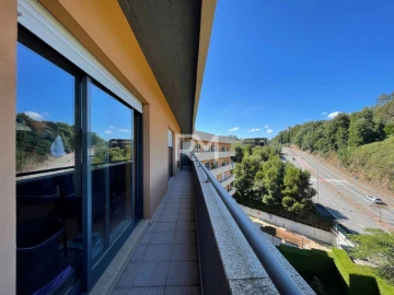 Apartamento T3 para Arrendamento em Valongo