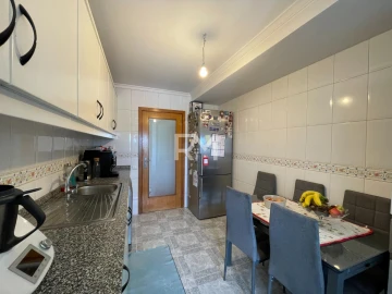 Apartamento T3 para Arrendamento em Valongo