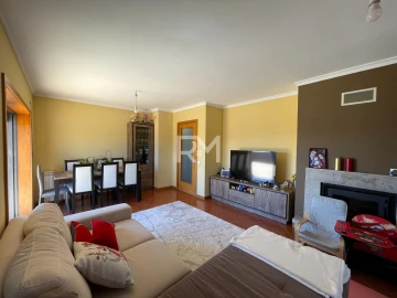 Apartamento T3 para Arrendamento em Valongo