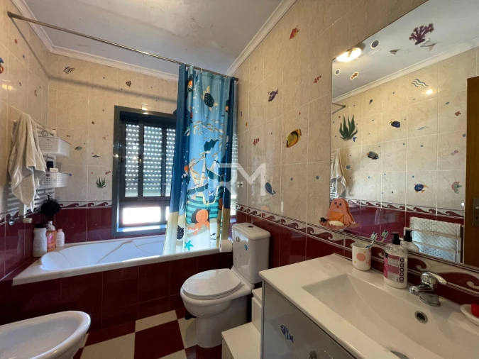 Apartamento T3 para Arrendamento em Valongo Foto 20