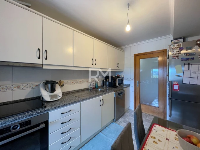 Apartamento T3 para Arrendamento em Valongo Foto 7