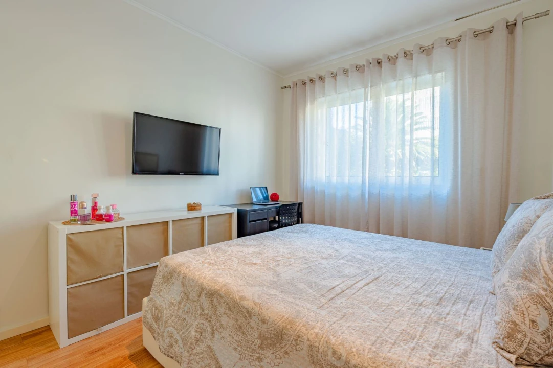 Apartamento T3 para Venda em Espinho Foto 3