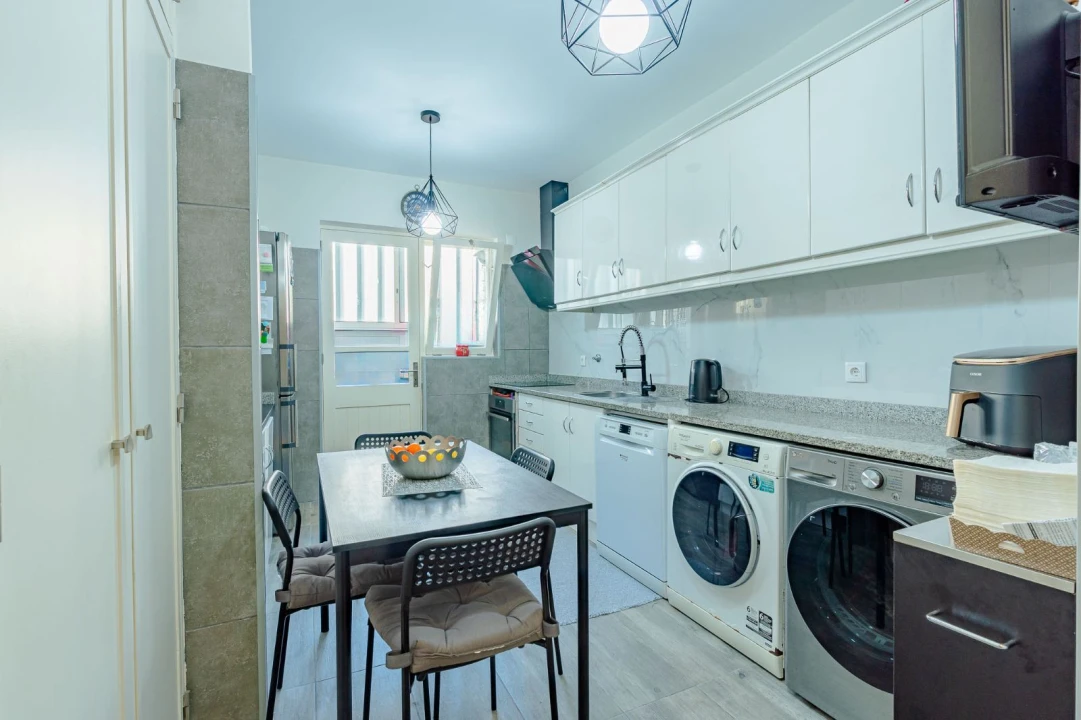 Apartamento T3 para Venda em Espinho Foto 8